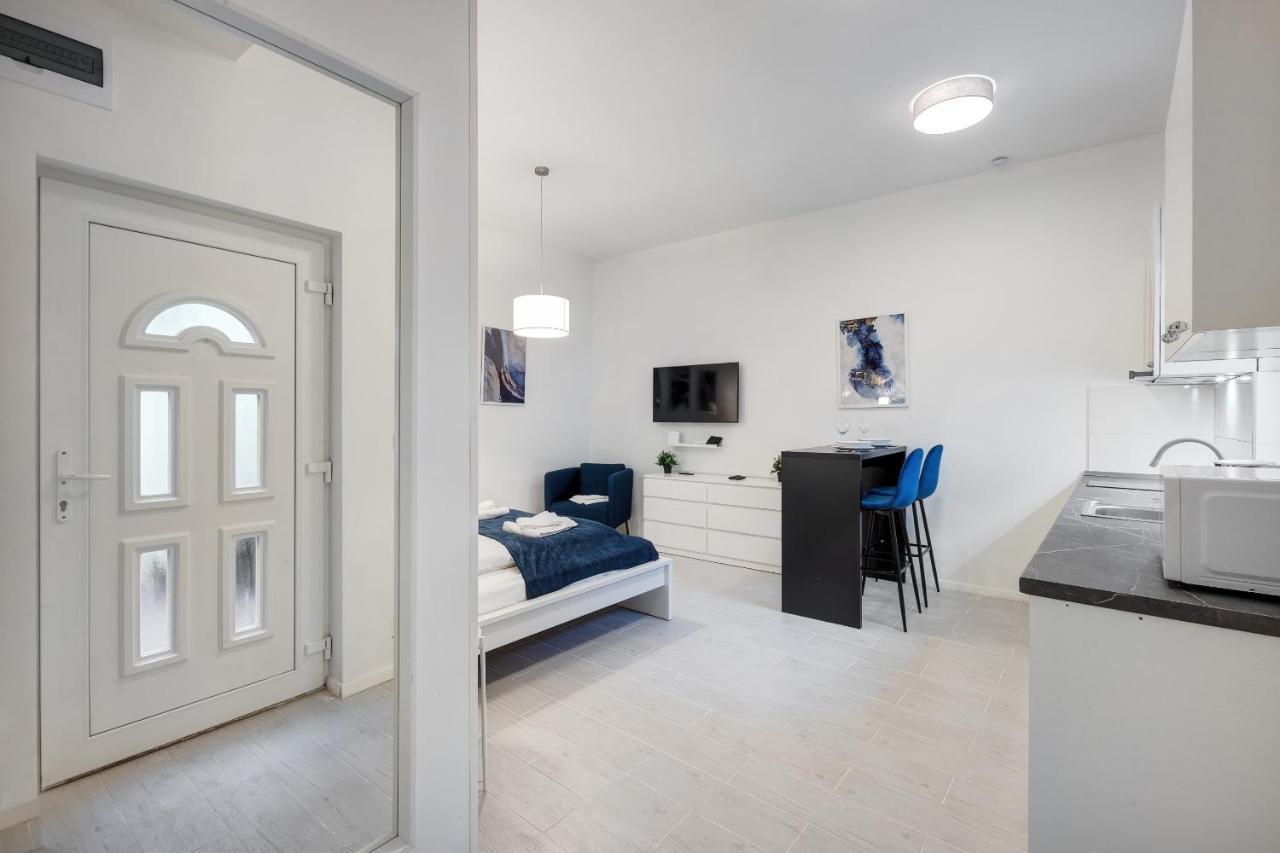 Modern Stay In Authentic Central Area Budapest Exterior photo