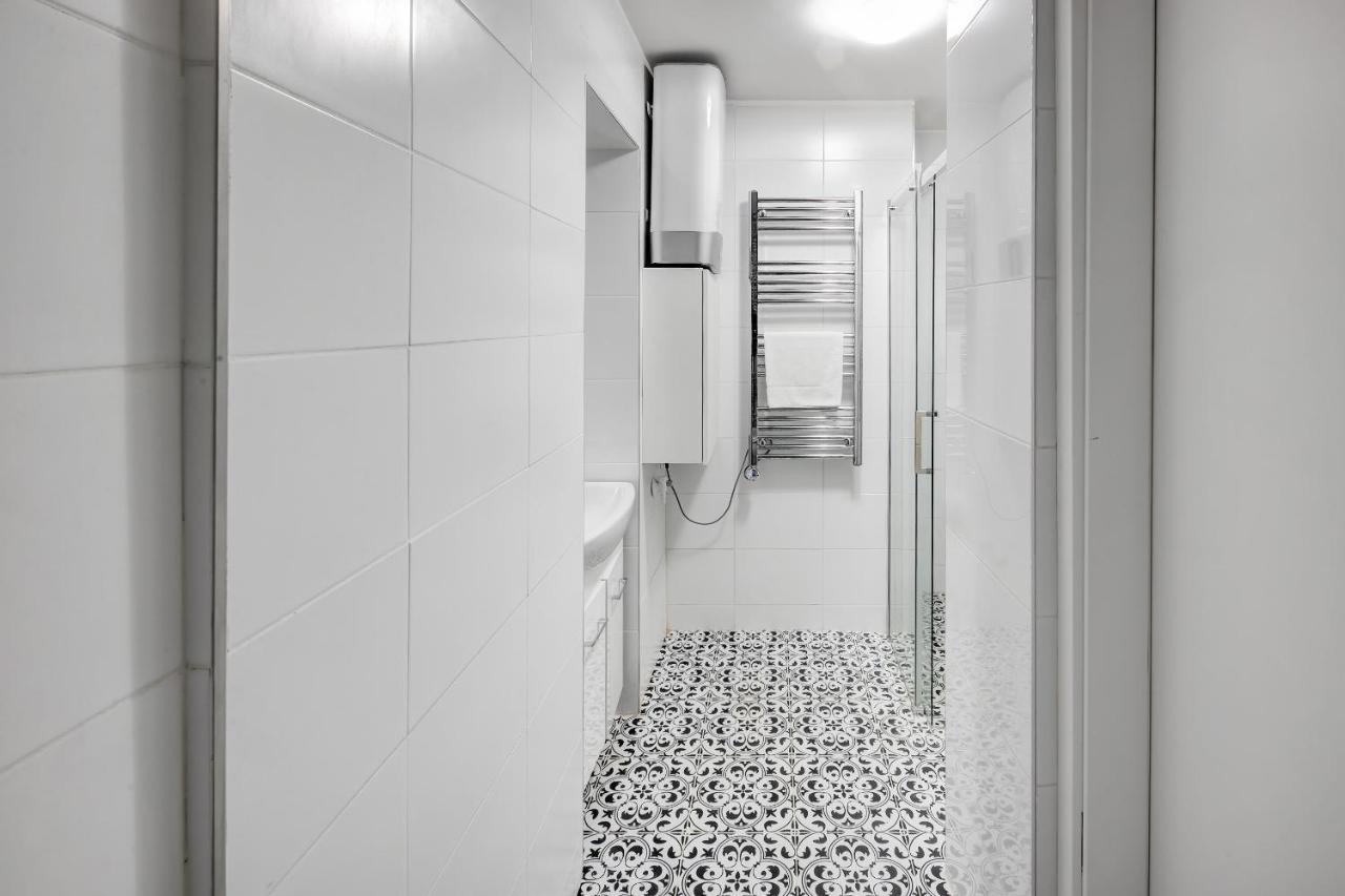 Modern Stay In Authentic Central Area Budapest Exterior photo